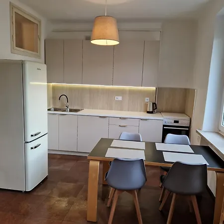 Japandi Centrum Netflix Apartment