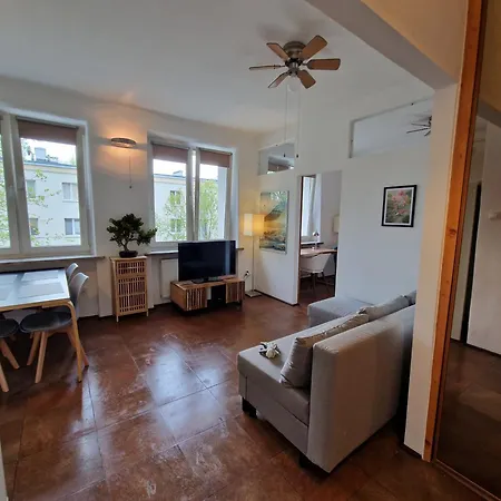 Japandi Centrum Netflix Apartment Lodz (Lodz)