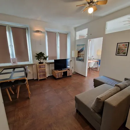 Japandi Centrum Netflix Apartment Lodz (Lodz)